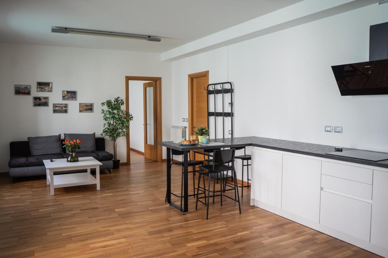 9B The Appartments Trieste Luaran gambar