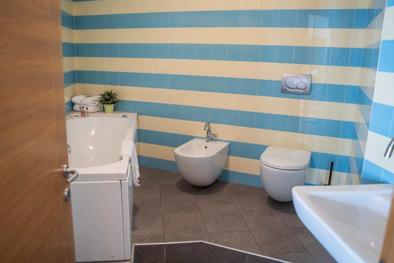 9B The Appartments Trieste Luaran gambar